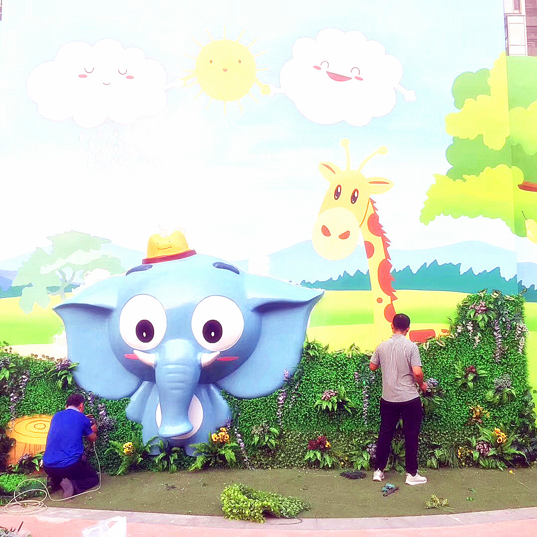 商場(chǎng)卡通美陳